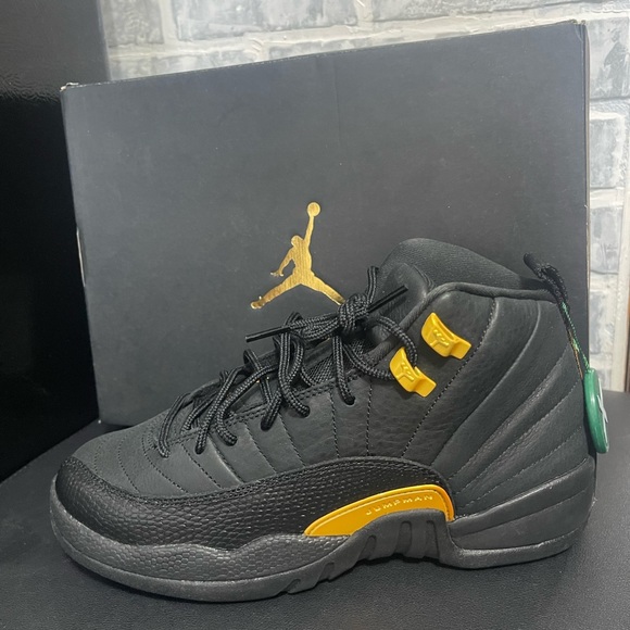 “New” Jordan 12 Retro Taxi Black/Gold Shoe Size 6 - Picture 9 of 10